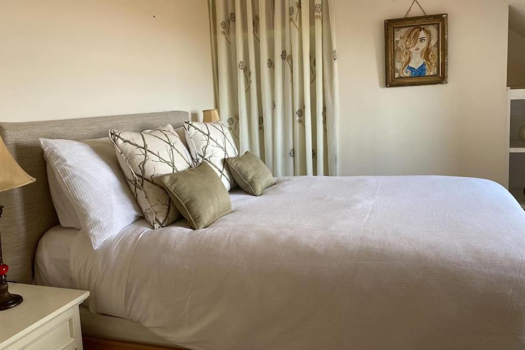 Drop Anchor House, Spacious 3 Bedroom Apartment, Fabulous Sea Views Cleggan Buitenkant foto